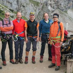 Abmarsch an der Südwandhütte zum ANNA Klettersteig.jpg